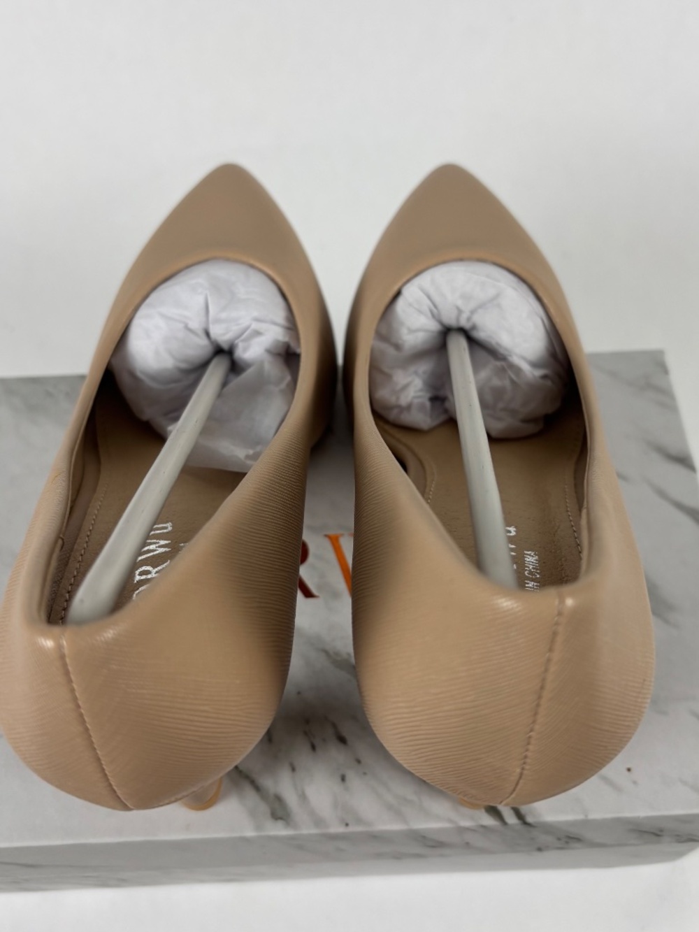 New WuORWu Women's Closed Toe 3-inch Heel Pumps - Picture 6 of 8